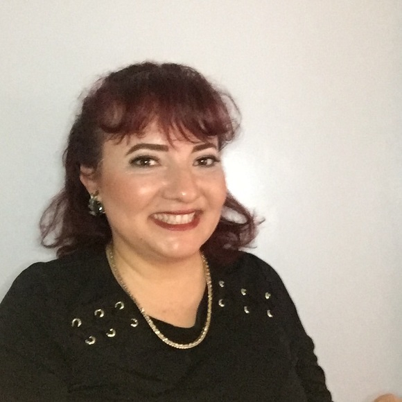 Meet your Posher, Gracie - Picture 1 of 1